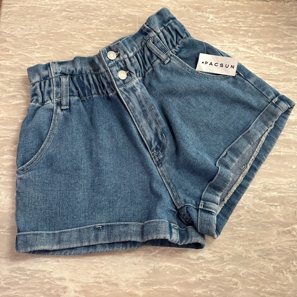 Pacsun Mom Jean Shorts size Small - Picture 1 of 3